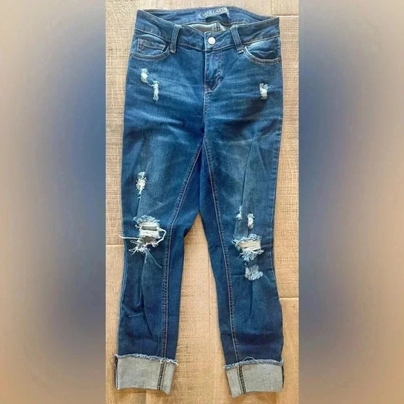Vanilla Star Cropped Jeans - Picture 1 of 6
